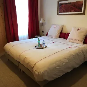 https://chambre-la-longere.hotels-rhonealpes.com